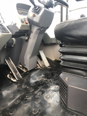 ขายรถตักล้อยาง FURUKAWA FL335-3 (TCM L27-3) ปี 2006 นำเข้าเองจากญี่ปุ่น สภาพสวยพร้อมใช้ มีVDOการทำงานครับ