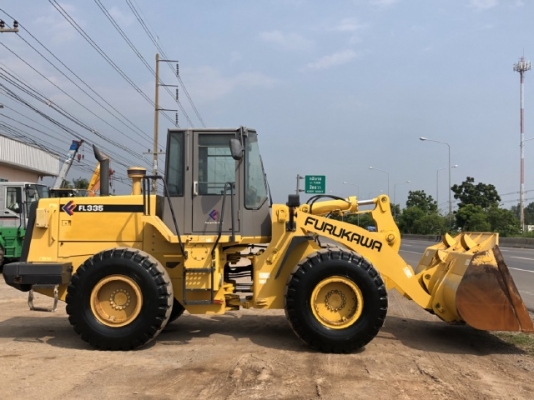 ขายรถตักล้อยาง FURUKAWA FL335-3 (TCM L27-3) ปี 2006 นำเข้าเองจากญี่ปุ่น สภาพสวยพร้อมใช้ มีVDOการทำงานครับ