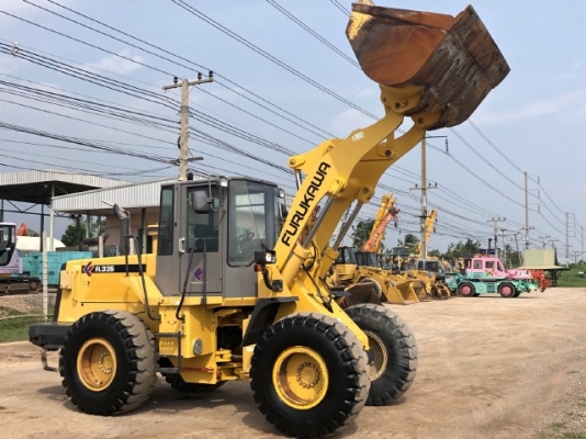 ขายรถตักล้อยาง FURUKAWA FL335-3 (TCM L27-3) ปี 2006 นำเข้าเองจากญี่ปุ่น สภาพสวยพร้อมใช้ มีVDOการทำงานครับ