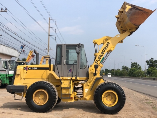 ขายรถตักล้อยาง FURUKAWA FL335-3 (TCM L27-3) ปี 2006 นำเข้าเองจากญี่ปุ่น สภาพสวยพร้อมใช้ มีVDOการทำงานครับ