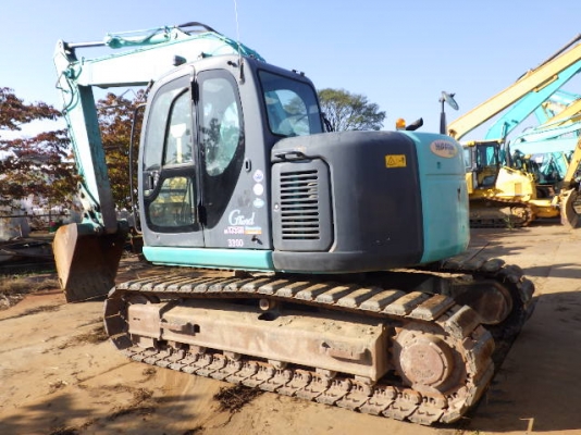 ขายรถขุดนำเข้าจากประเทศญี่ปุ่น kobelco sk135yy04 สนใจติดต่อสอบถาม 092-3309229 อีด