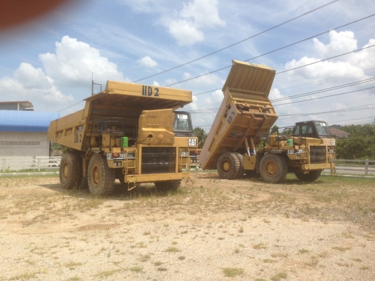 รถดั๊มพ์ยักษ์ CAT 769D เครื่อง 510 แรงม้า น้ำหนักบรรทุก 79000 lb องศาดั๊มพ์ 60&deg; ขนาดยาง 18-R33 ขนาดแทงค์น้ำมัน 140 gal ราคา 1.2 ล้าน มีคลิปการทำงาน