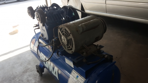 ขายปั๊มลม PUMAรุ่น PP-2  (AIR COMPRESSOR) ถังใหญ่64ลิตร พร้อมใช้งานตัวถังเหล็กคุณภาพดี ขาย6,500บาท