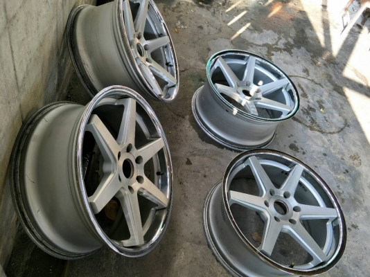 ขอบ20นิ้ว6รู หน้า8.5ตื้น  หลัง9.5ลึก ชุดนี้ลดราคาเหลือ 7900 บาท