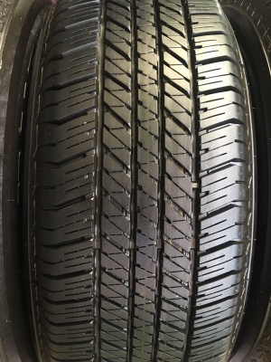 ล้อแม็กป้ายแดง Ford Everest ขอบ 17 พร้อมยางป้ายแดง Bridgestone 265-65-17 ปี 18 แม็กสวยกริ๊บ ยางเต็มๆ มีตุ่ม
