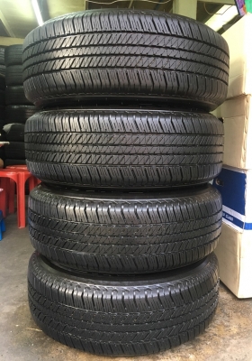 ล้อแม็กป้ายแดง Ford Everest ขอบ 17 พร้อมยางป้ายแดง Bridgestone 265-65-17 ปี 18 แม็กสวยกริ๊บ ยางเต็มๆ มีตุ่ม