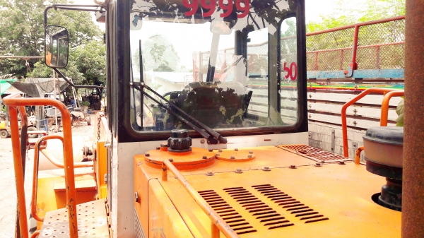 ขายรถตัก HITACHI LX200 240 hp (179 kw) เทียบเท่ากับ KOMATSU WA430-6 สภาพสวยพร้อมใช้ โทร 084-5424150