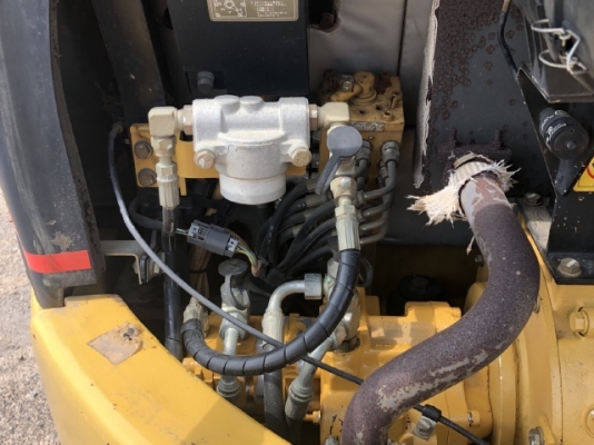 ขายรถขุด CAT 305SR คอลโทรลสั้น ปั้มนิ้ว นำเข้าเองจากญี่ปุ่น สภาพสวยพร้อมใช้ มีVDOการทำงานครับ ขายรถขุด CAT 305SR คอลโทรลสั้น ปั้มนิ้ว นำเข้าเองจากญี่ปุ่น สภาพสวยพร้อมใช้ มีVDOการทำงานครับ