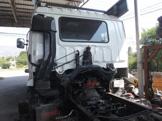 ขาย อีซูซุ เดก้า 6ล้อ  เครื่อง 195แรง  6เกียร์เดินหน้าสวยมากๆ ช่วงยาว7เมตร