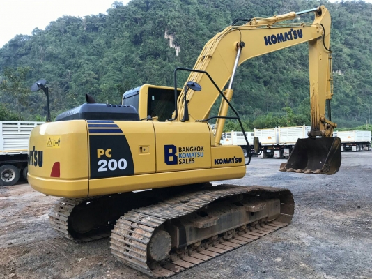 มี VDO ให้ชม.รถแบคโฮ KOMATSU PC200-8 MO ไมล์ 6200 ชม.เอกสารเล่ม ราคา 2000000