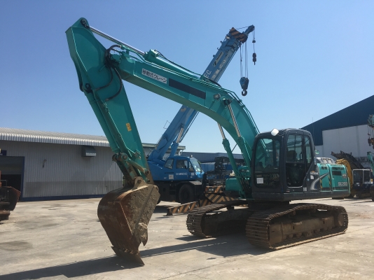 ขาย KOBELCO SK200-8 # YN12  ปี 2011 เก่านอกจากญี่ปุ่น ยังไม่เคยใช้งานในเมืองไทย สนใจติดต่อ อำพล 090-9694506,