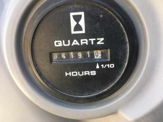 ขาย KOBELCO SK200-8 # YN12  ปี 2011 เก่านอกจากญี่ปุ่น ยังไม่เคยใช้งานในเมืองไทย สนใจติดต่อ อำพล 090-9694506,