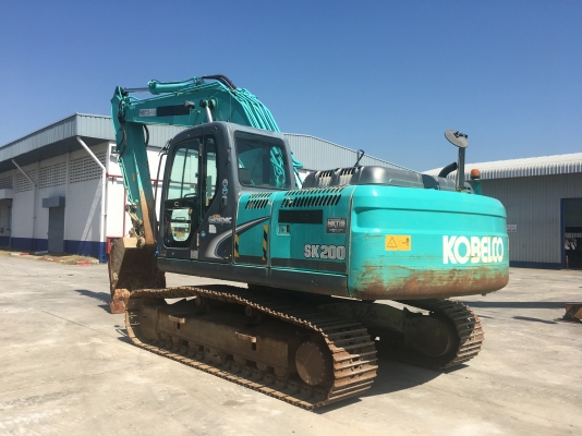 ขาย KOBELCO SK200-8 # YN12  ปี 2011 เก่านอกจากญี่ปุ่น ยังไม่เคยใช้งานในเมืองไทย สนใจติดต่อ อำพล 090-9694506,