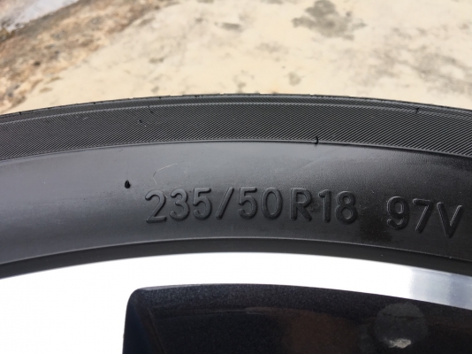 ล้อแม็ก 6รู139 Chevrolet ขอบ18 พร้อมยาง 235-50-18 TOYO ปี 15 สภาพดี พร้อมใช้งาน