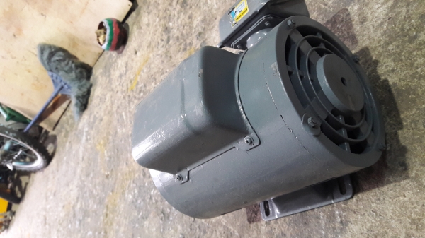 ขาย !! มอเตอร์.มิตซู.ขนาด1.5แรง220v.สภาพพร้อมใช้งาน ขาย !! มอเตอร์.มิตซู.ขนาด1.5แรง220v.สภาพพร้อมใช้งาน