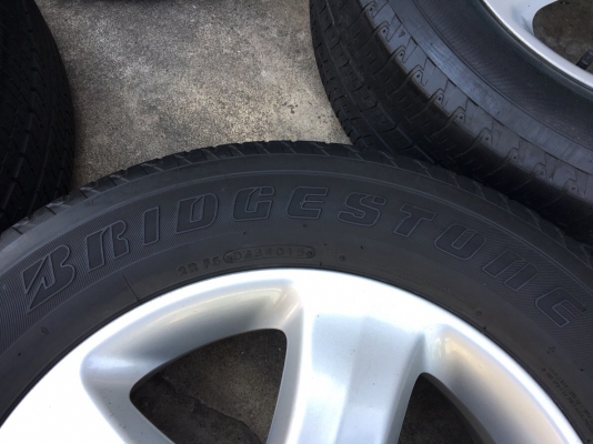 ล้อแม็ก 5รู114 Honda CR-V ขอบ 17 พร้อมยาง Bridgestone 225-65-17 ปลายปี 15 สภาพดี