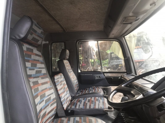 ขาย หัวสิบล้อ HINO สิงไฮเทค สีใหม่ อุปกรณ์ครบ พร้อมใช้