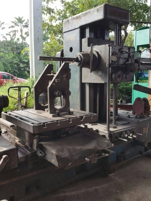 ขายเครื่องคว้านนอนของญีปุ่นหน้าโต๊ะ900x900มีเสาร์หลังราคาไม่แพงคับ