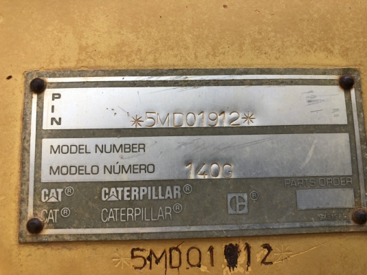 รถเกรด. 140g 5md. รถพร้อมใช้งาน.  เล่มทะเบียนพร้อม. ราคา1,680,000 ถ้วน.  ต่อรอง