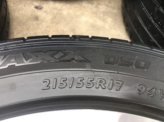 ล้อแม็ก 5รู114 Honda HR-V ขอบ17 พร้อมยาง 215-55-17 Dunlop ปี 15 สภาพดี