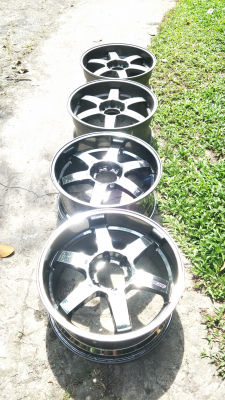 ขอบ20 คละสีอย่างละ2วง