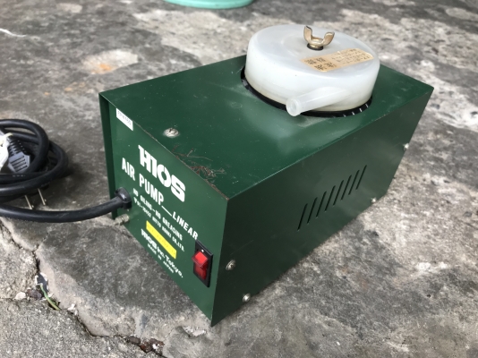 ขายปั๊มลมขนาดพกพา Hios 45Watt 110V made in Japan สภาพสวยใหม่มาก พร้อมใช้งาน มี 4ตัว ราคาตัวละ 1,600 บาทพร้อมส่ง