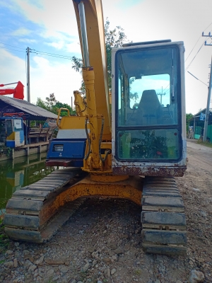 มาใหม่จ้า..KOMATSU PC60-6  เก่านอกแท้  สภาพสวย  เดิมๆๆ  ใช้งานมาแค่ 2,xxxชั่วโมง เครื่องปั๊มแห้ง..โทร 089-3818694  จ๊อย