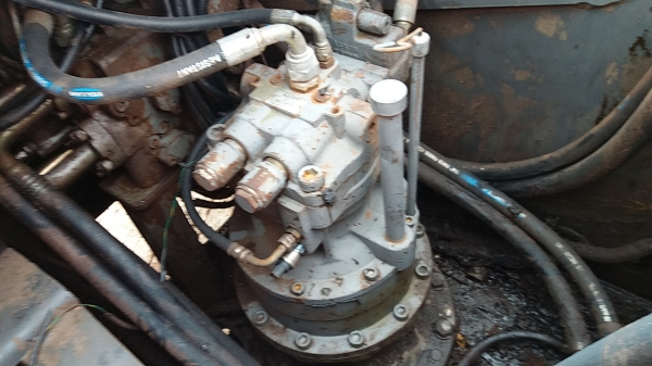 ขาย 999,999 แม็คโคร HITACHI zx 200-3 เล่มทะเบียน ไฟฟ้าครบ หน้าจอลาย เครื่องดี ปั้มแรง เอวแน่น ช่วงล่างแน่น โซ่ปานกลาง รอนเลอร์ดี  รถอยู่ กทม. 090-772-3710 090-772-3708