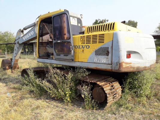 ขายรถแบ็คโฮ VOLVO EC210 ทะเบียน(เจ้าของขายเอง)