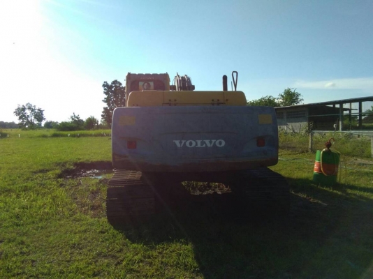ขายรถแบ็คโฮ VOLVO EC210 ทะเบียน(เจ้าของขายเอง) ขายรถแบ็คโฮ VOLVO EC210 ทะเบียน(เจ้าของขายเอง)