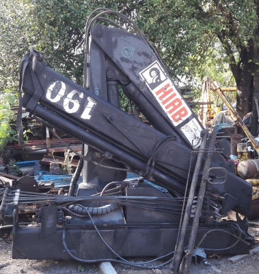 ขายเครนพับ HIAB190    8 ตัน +บุ้งกี้ นำเข้า 390000 บาท โทร084-5424150 line id : rapinzat