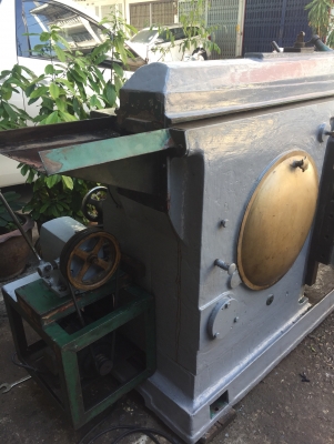 เเท่นไส36นึ้วไต้หวัน สภาพดี เงียบทุกเกียร์ มีปากกาพร้อมให้