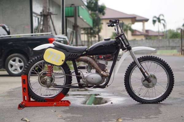 ร้าน วุฒิ นนบุรี ขาย MZ125 หยดน้ำ แต่งเก๋าๆคับ