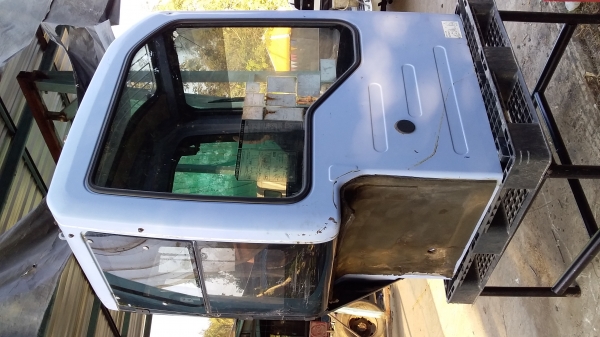 ต้องการขายเก่งkomatsu-pc128