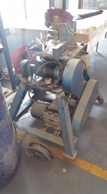 ขายครับขาย เครื่องดัดท่อ รุ่งแสงไทย ซื้อมา 65000 ดัดไปไม่กี่ที ขาย 45000 บาท 0814583376 ช่างเอก ปทุม ขายครับขาย เครื่องดัดท่อ รุ่งแสงไทย ซื้อมา 65000 ดัดไปไม่กี่ที ขาย 45000 บาท 0814583376 ช่างเอก ปทุม