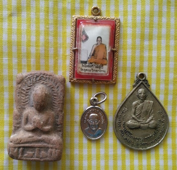 พระเครื่อง
