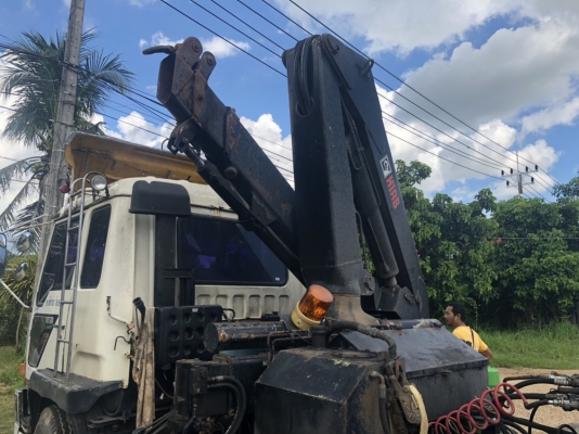 ขาย18ล้อบรรทุก/หัวลาก220แรง FN527/หางโรเบท2คาน/ติดเครนพับ6ตัน...เล่มพร้อม ขาย18ล้อบรรทุก/หัวลาก220แรง FN527/หางโรเบท2คาน/ติดเครนพับ6ตัน...เล่มพร้อม