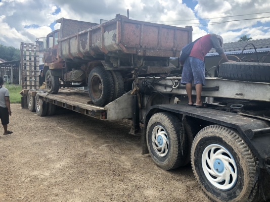 ขาย18ล้อบรรทุก/หัวลาก220แรง FN527/หางโรเบท2คาน/ติดเครนพับ6ตัน...เล่มพร้อม ขาย18ล้อบรรทุก/หัวลาก220แรง FN527/หางโรเบท2คาน/ติดเครนพับ6ตัน...เล่มพร้อม