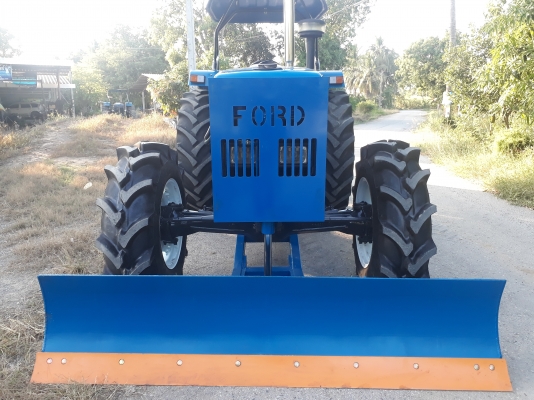 ขายนิวฮอแลน 7840 หกสูบคานนิว เกียรกลาง พร้อมทะเบียน