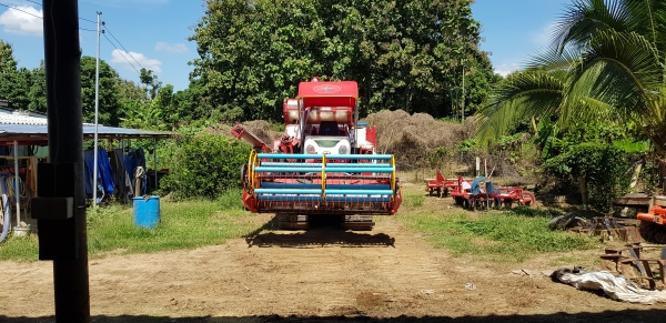 ขายครับ SS300T  JO7C Bo.. เดิน 10 เพลาใหญ่ พร้อมใช้ครับ สนใจสอบถามได้ครับ  0903240071