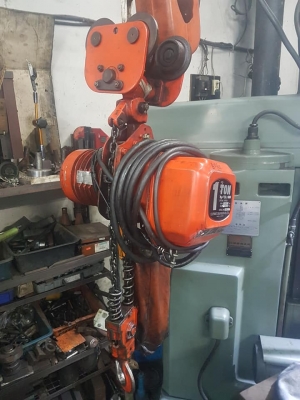 **รอกไฟฟ้า 1ตัน ช้าง+พร้อมสไลด์ราง (เก่านอก-แห้งญี่ปุ่น) เดิมๆ ทดสอบเรียบร้อยแล้วทุกระบบใช้งานได้ดีมากครับ