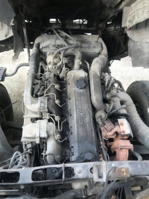 ขายรถบรรทุก 10 ล้อหัวลาก HINO MEGA 320 แรงม้าปี 2546 ราคา 820000 มี 2 หัวจัดไฟแนนซ์ได้เต็ม