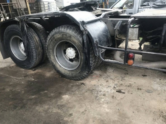 ขายรถบรรทุก 10 ล้อหัวลาก HINO MEGA 320 แรงม้าปี 2546 ราคา 820000 มี 2 หัวจัดไฟแนนซ์ได้เต็ม ขายรถบรรทุก 10 ล้อหัวลาก HINO MEGA 320 แรงม้าปี 2546 ราคา 820000 มี 2 หัวจัดไฟแนนซ์ได้เต็ม