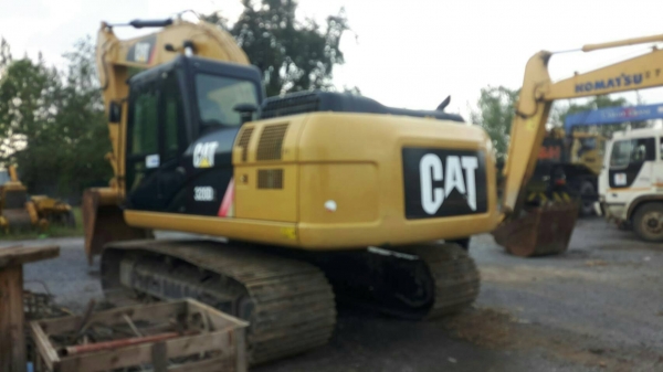 มี VDO ให้ชม.CAT 320 D2 ไมล์ 1142 ชม.ราคา 2700000