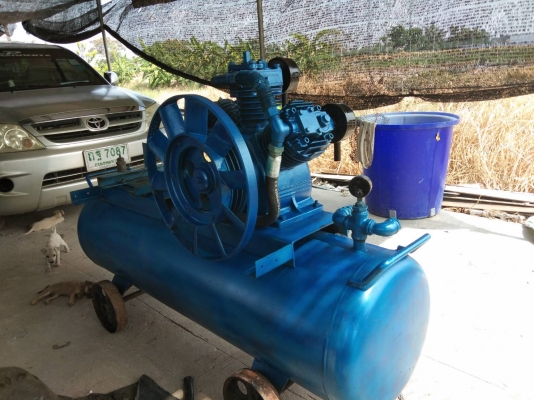 ขายปั๊มลม puma ขนาด10HP 3หัว 315ลิตรสวยครับ