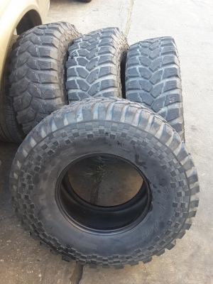 ยาง35นิ้ว 1ชุด Maxxis Trepador 35-12.5-16 ปลายปี10