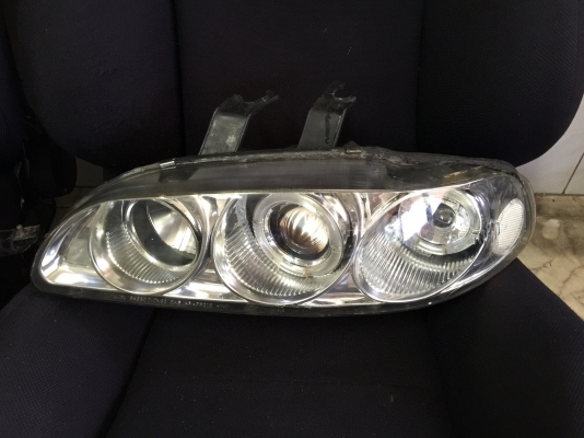 ขายไฟหน้าแต่งรถ HONDA  รุ่น CIVIC 4 ประตูวงแหวน2ชั้น