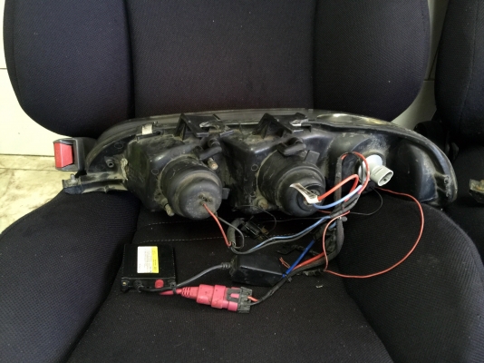 ขายไฟหน้าแต่งรถ HONDA  รุ่น CIVIC 4 ประตูวงแหวน2ชั้น