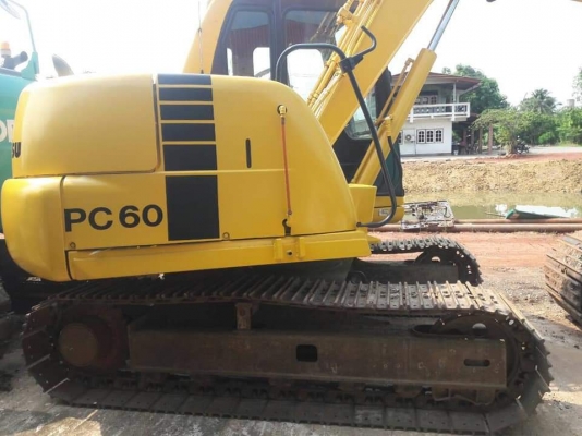 ขายจ้า..KOMATSU  PC60-7  เก่านอกแท้  สภาพสวย  เครื่องปั๊มแห้ง  มีลายแย๊กใช้  โทร  089-3818694  จ๊อย
