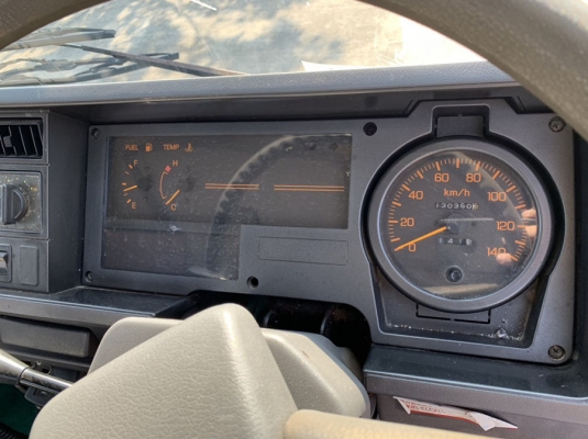 ืNK75M-V *NISSAN /FE6- **จดทะเบียนให้ จัดไฟแน็นท์ ได้**